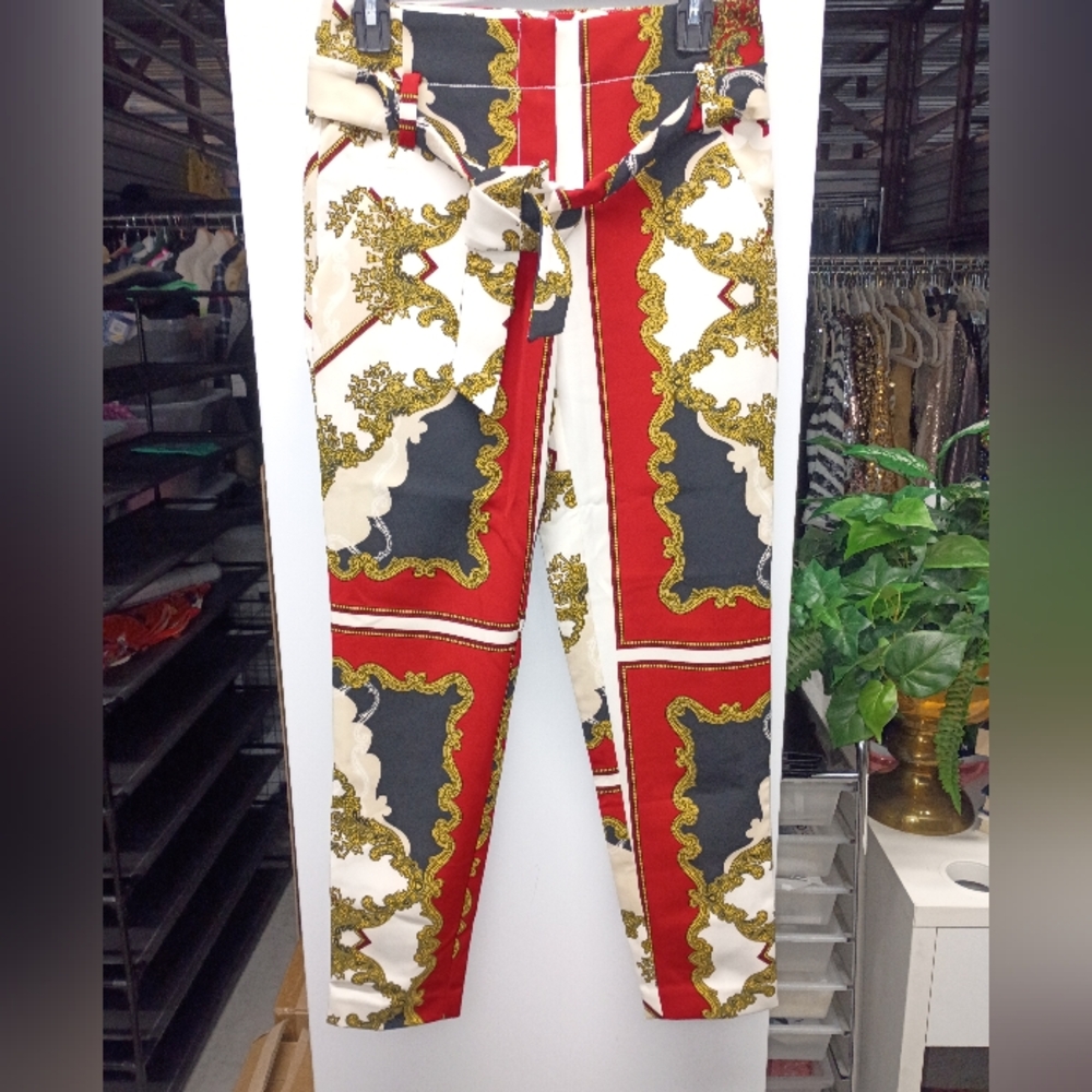 New York & Company Red and Gold Patterned Trousers - Picture 4 of 13